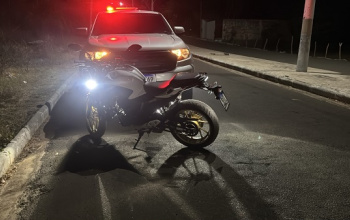 Ação rápida: Motocicleta roubada no bairro Princesinha é recuperada pela SAT Piauí em Floriano