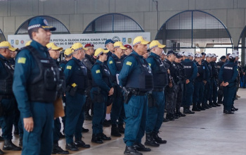 Com envio de mais de 100 policiais, PMPI apresenta Operação Veraneio 2026 e reforça segurança no litoral