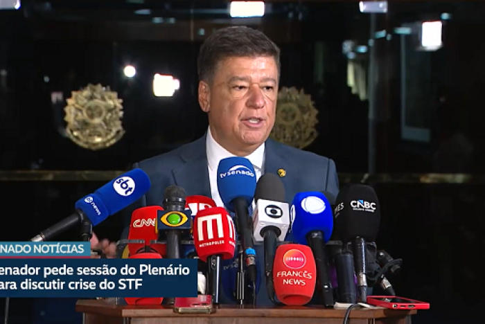 Carlos Viana faz cobrança sobre denúncia contra Alexandre de Moraes