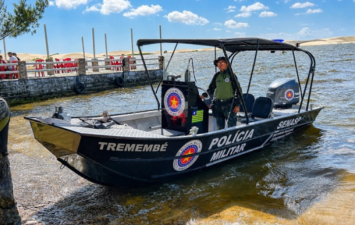 Embarcação reforça segurança no litoral do Piauí durante a Operação Veraneio