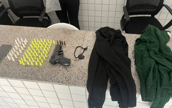 PM-PI prende homem com entorpecentes e simulacro de arma de fogo em Barras
