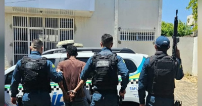 PM apreende drogas e prende homem após fuga e ameaças em Elesbão Veloso