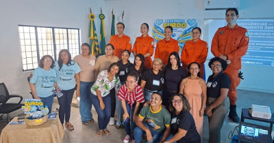 Acadêmicos de Educação Bilíngue de Surdos promovem formação em Libras para Bombeiros em Floriano