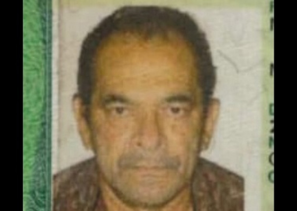 CLASSIFICADOS: Perdida uma carteira com documentos e cartões de José Fernandes de Sousa Neto
