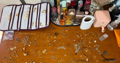Polícia Civil prende mulher suspeita de furtar joias e outros objetos de residências em Teresina