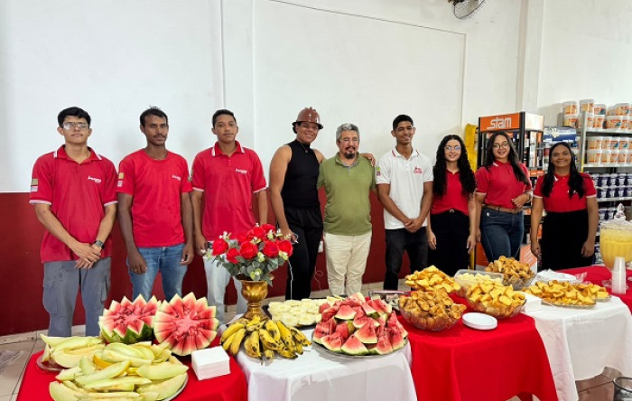 Empresário Henrique Constâncio promove festa para os pais na MH Construções 