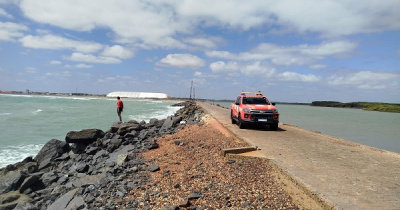 CBMEPI localiza corpo de jovem desaparecido na Praia de Atalaia, em Luís Correia