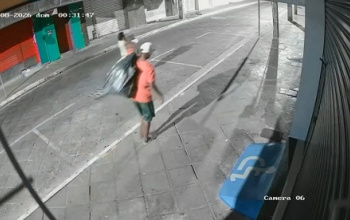 Polícia Militar prende quatro suspeitos de furtos a lojas no Centro de Teresina e recupera materiais