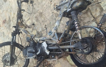 Mulher é conduzida para a DP por atear fogo em motocicleta em Floriano