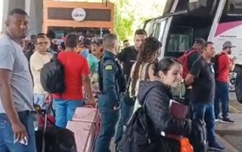 Grande movimentação de eleitores toma conta da Rodoviária de Teresina às vésperas da votação