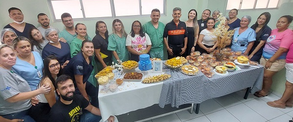 UPA Dr. Adelmar Pereira da Silva Celebra Aniversariantes do Mês com Homenagem Musical