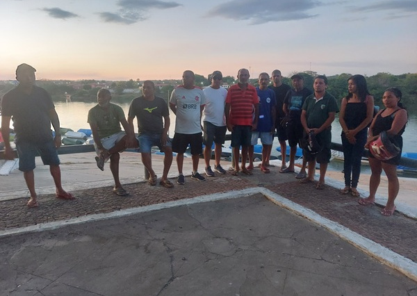 Pescadores de Floriano estão sem receber o seguro defeso