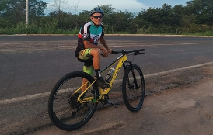 Amigos do Adelmar Andrade fazem rifa solidária para o ciclista participar do campeonato norte/nordeste