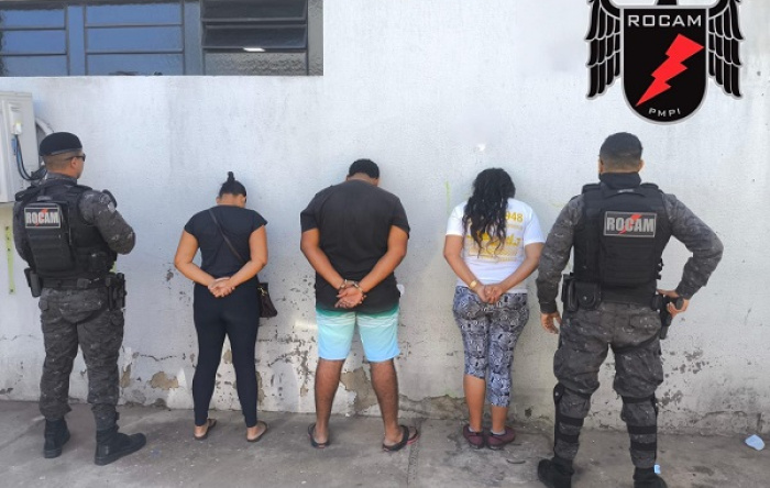 Rocam prende três pessoas e apreende pistola calibre .40 durante abordagem em posto de combustíveis em Teresina