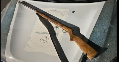 Acusado de aterrorizar localidade foge após PM apreender espingarda em Caracol