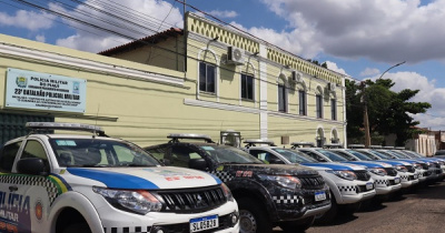 Força Tática prende homem com drogas e sinais de embriaguez após perseguição na BR-316