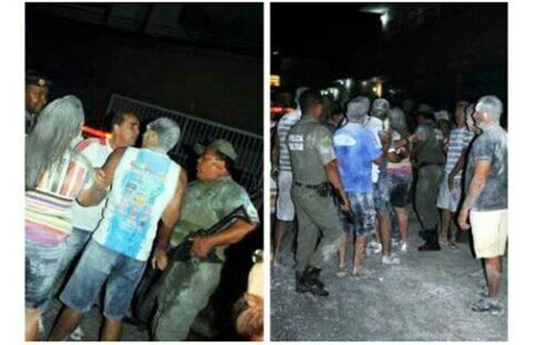 fotos mostram momentos em que policiais foram cercados pela populacao 363636