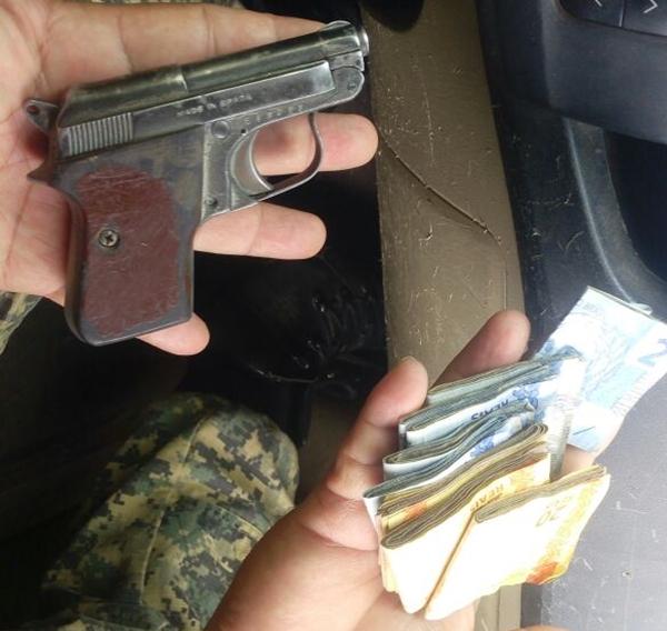 policia aprrende valor em dinheiro e uma pistola com menor 368684